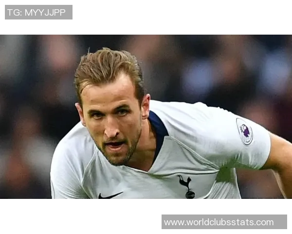 凯恩的传奇之路：从足球天才到世界顶级球员的成长历程与成就分析