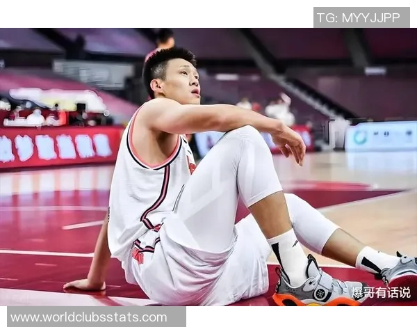 周鹏：从篮球场上的传奇到生活中的榜样，见证拼搏与坚持的力量